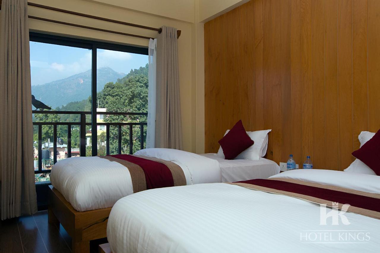 Hotel Kings โพคารา ภายนอก รูปภาพ